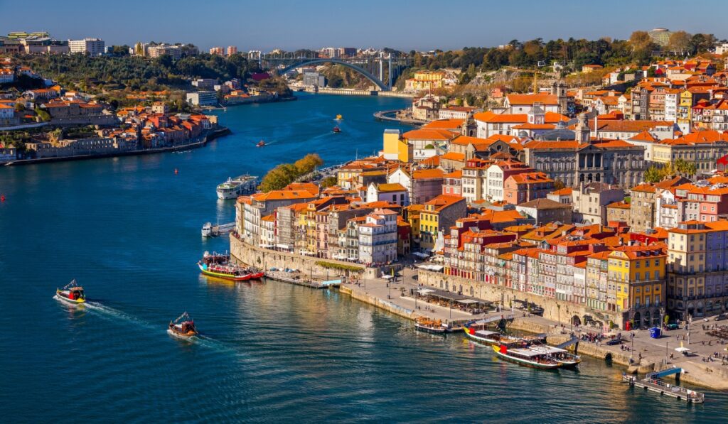 bus rental in Porto