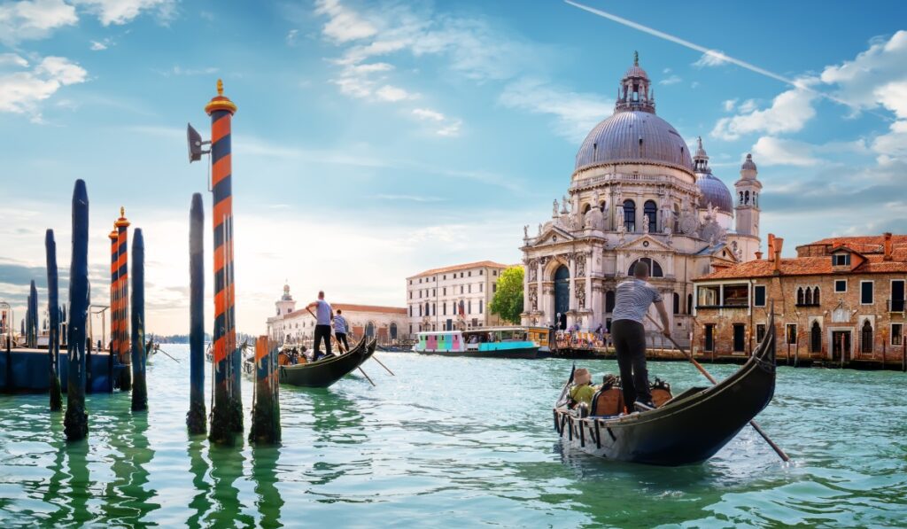 bus rental in Venice