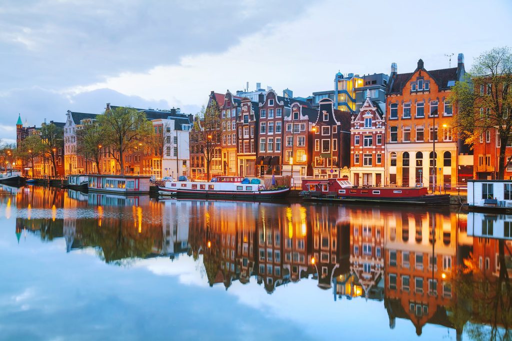minibus rental in Amsterdam