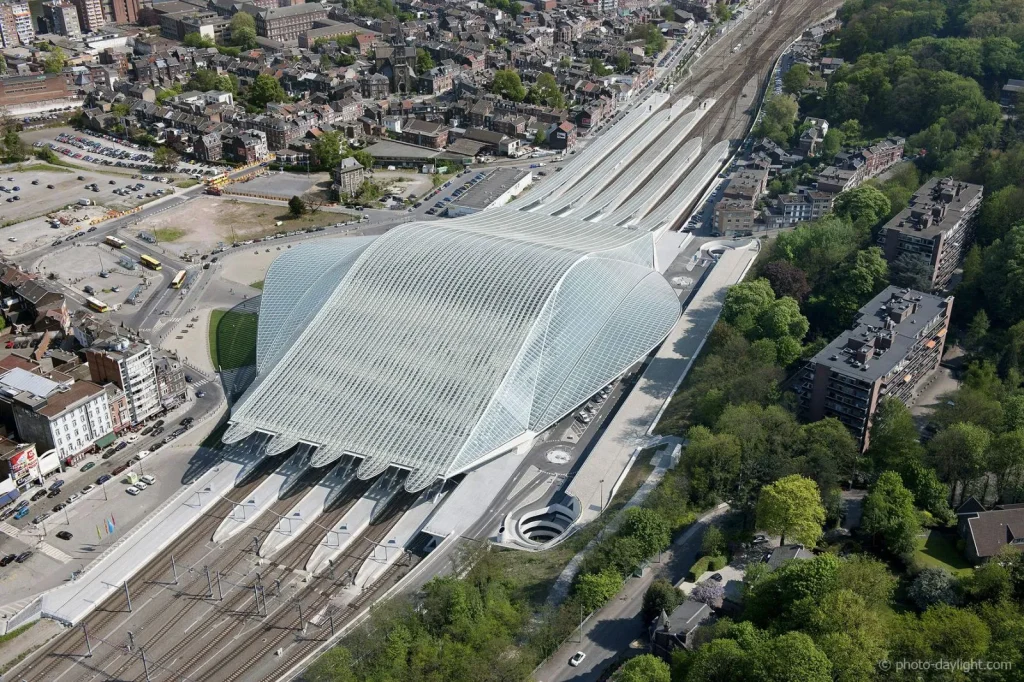 minibus rental in Liege