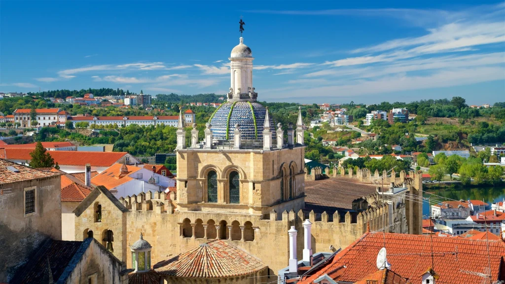 minibus rental in Coimbra