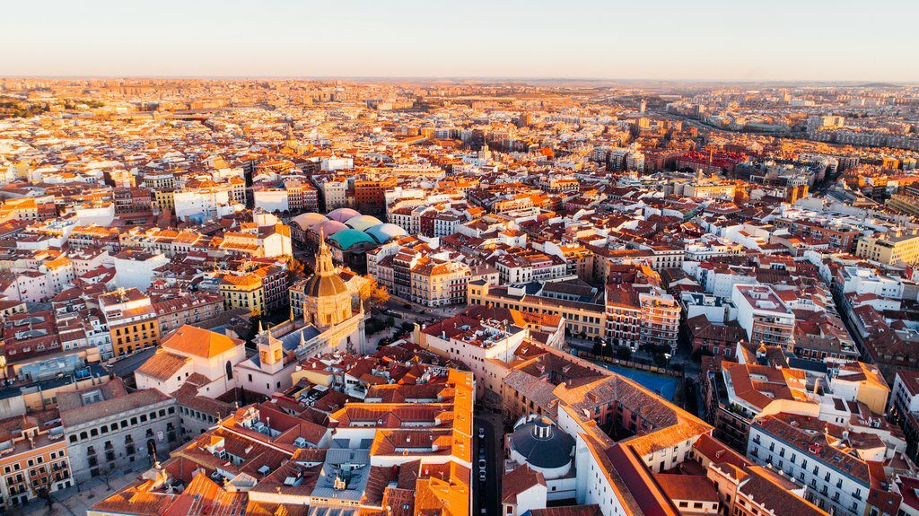 minibus rental in Madrid