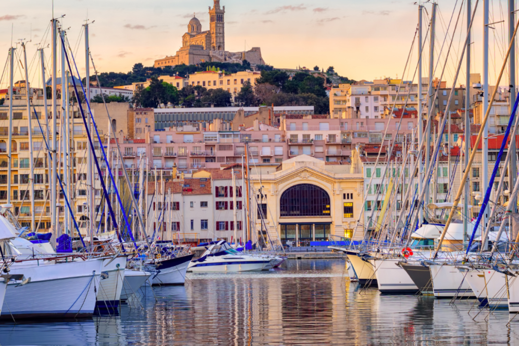 minibus rental in Marseille