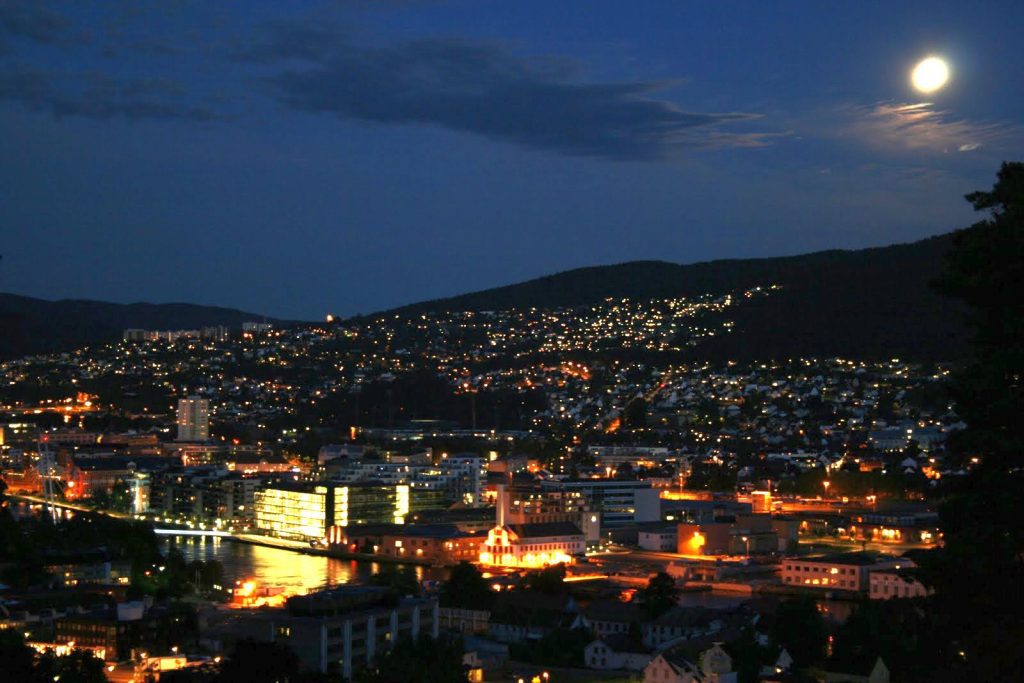 minibus rental in drammen